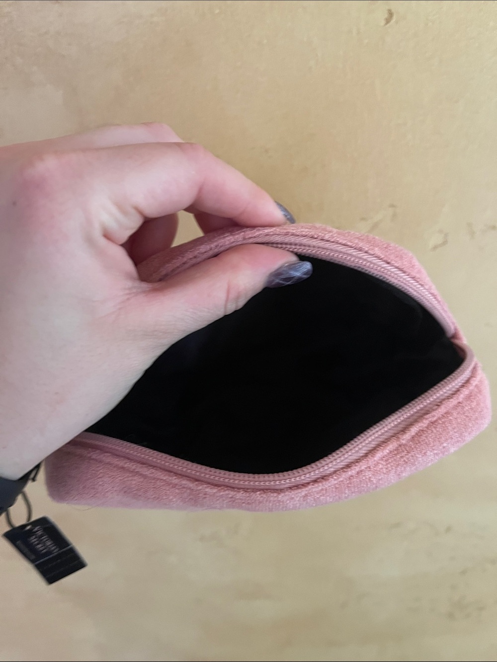 NWT Victoria's Secret Dusty Pink Cosmetic Pouch - Picture 5 of 5